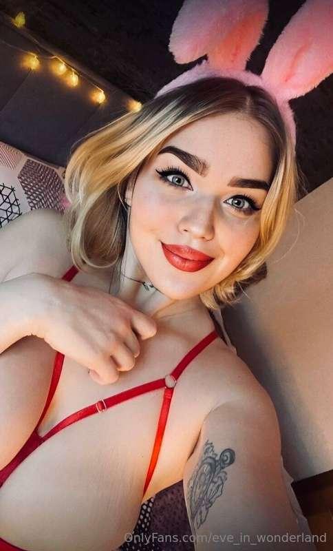 Hi there😘, I created this page to share my passion and lust ..