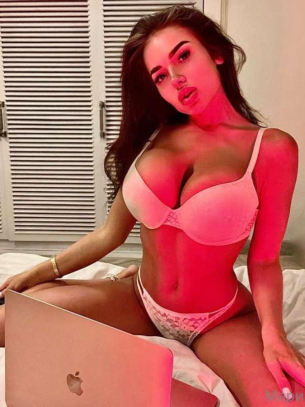 ❤️❤️😈imagine how I text you when I am right on my bed😈❤️❤️
d..
