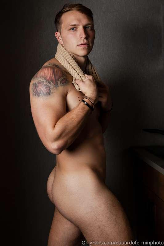 @yourdreamhunk by @eduardoferminphoto