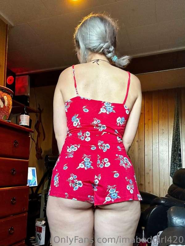 my playsuit is so short, which is deffs needed in this heat ..