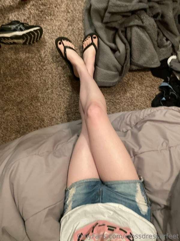 Who wears short shorts, we wear short shorts.