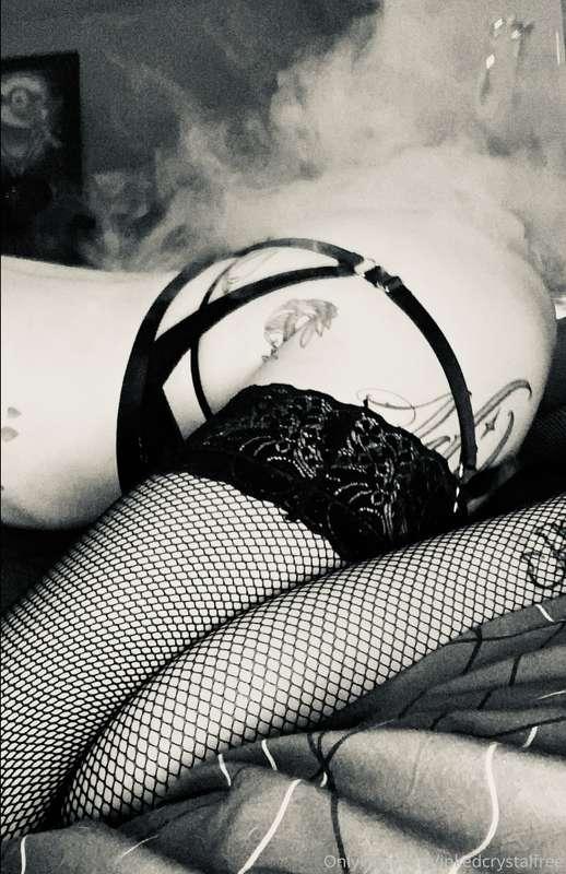 I love it when you blow on my ass 💨🍑😜🤤