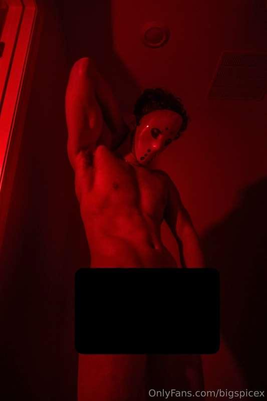don’t know why wearing a mask makes my cock so hard 😈 on you..