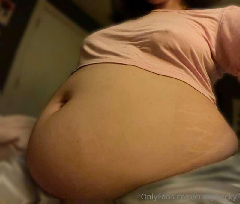 bigbellybeckyofficial image #0