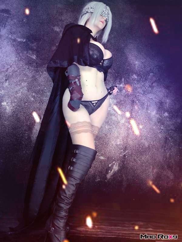 Sharing my Fire Keeper boudoir 🖤 
@roxymadness