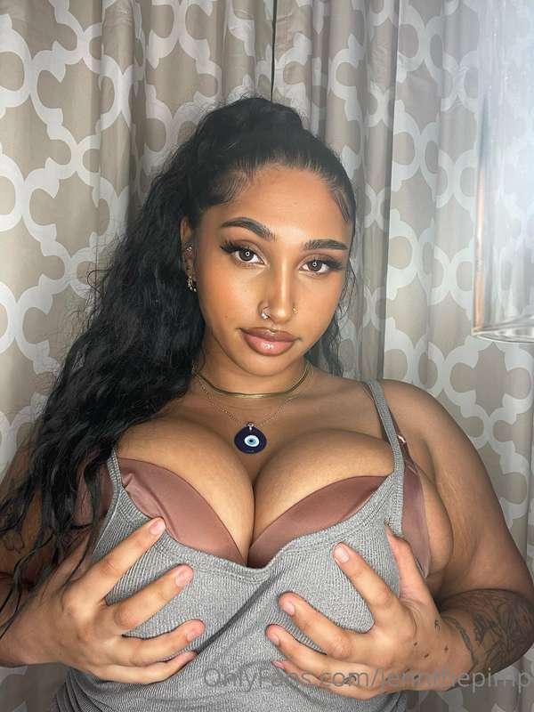 😏 miss me baby? Lmk for any specific y’all want