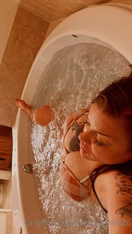 natia_hills26 image #1