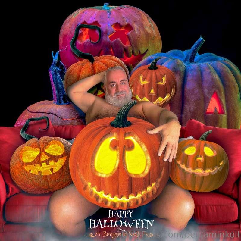 Good morning everyone! Here's a little Halloween special, pu..