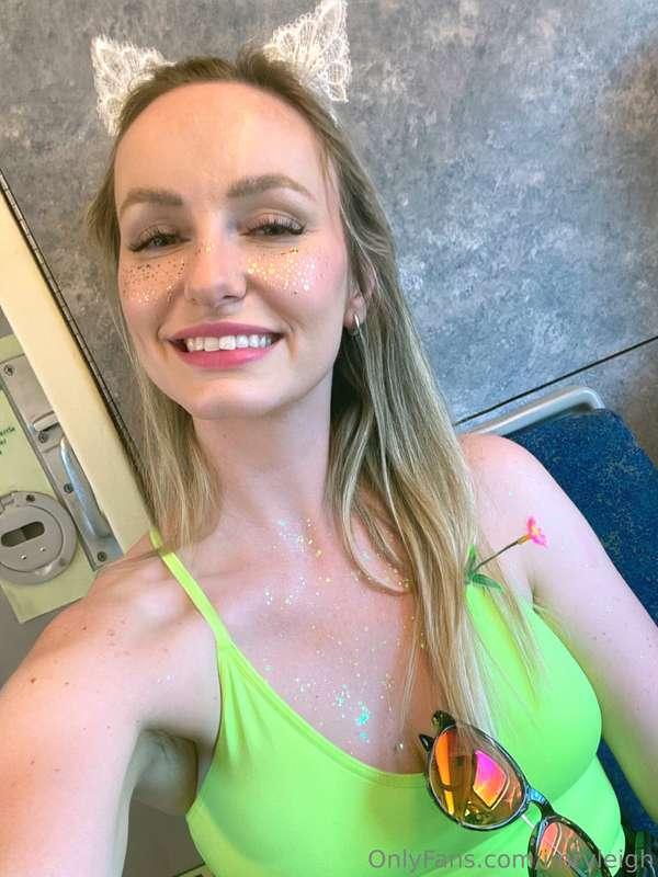 Got a little secret… want a hint? 😈 I can promise it’ll leav..