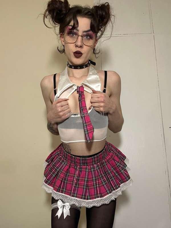 unothegal image #1