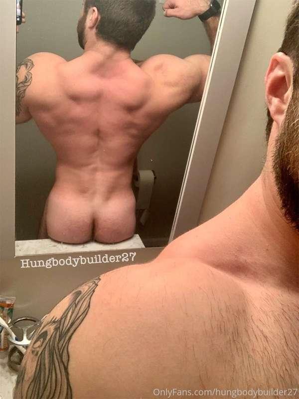 Everyone loves a nice muscular ass