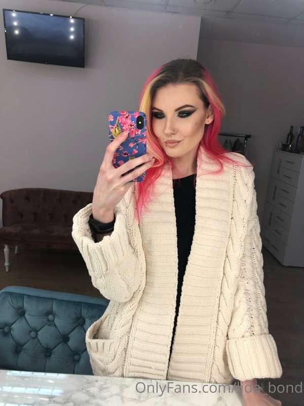 alt_girl_nextdoor image #0