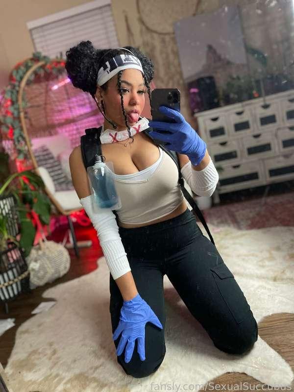 Kinda Upset With Myself That I Never Took Better Photos As Lifeline lol

#apex #apexlegends #fyp #loba #lifeline #lobaapex #lifelineapex #gamergirls #lightskin #sexy #egirls #gaming #videogames #cosplay #cosplayers 