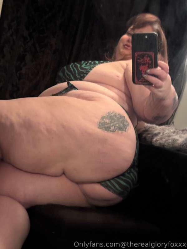 therealgloryfoxxx image #0