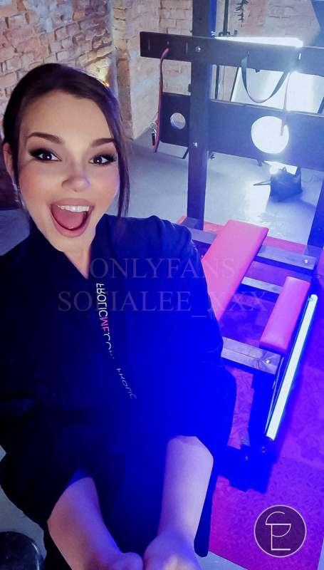 sofialee_xxx_free image #1