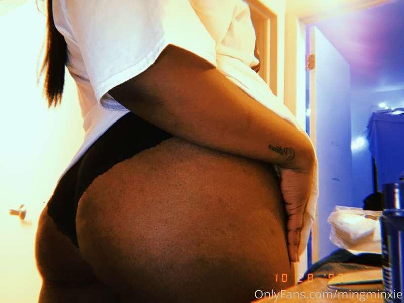 Waiting For Daddy like 👅