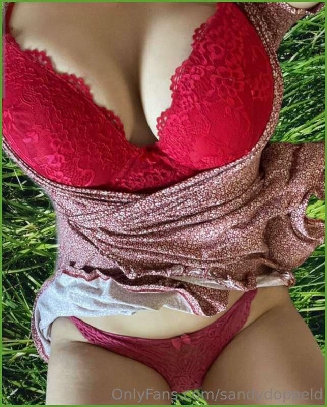 Habe zwei Dildos zum spielen ins Freibad mitgenommen. Möchte..