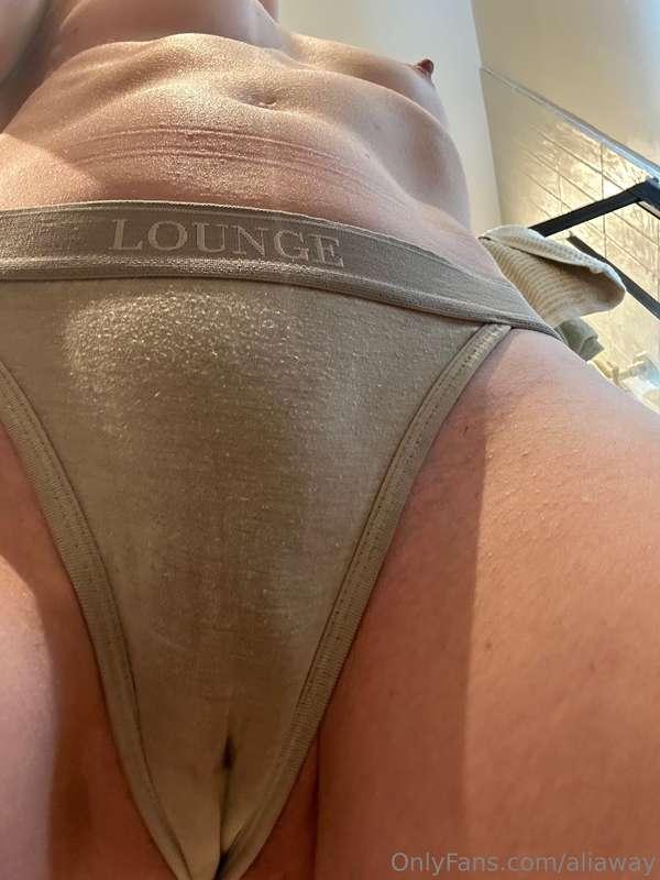 Who likes to sniff worn panties? Be honest 😏