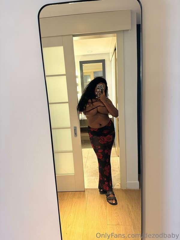 ⚜️held my titties for you baby