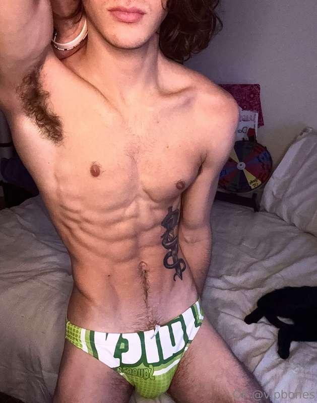 one word to describe my dick🍆.. GO❕i’ll go first, juicy 😘