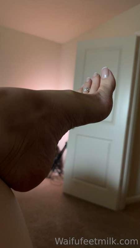 waifufeetmilk image #0