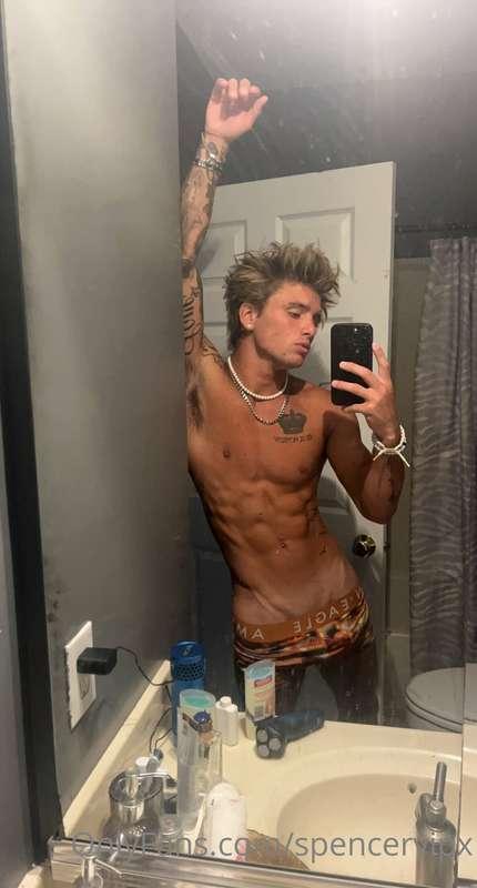 Comment your fav link😋