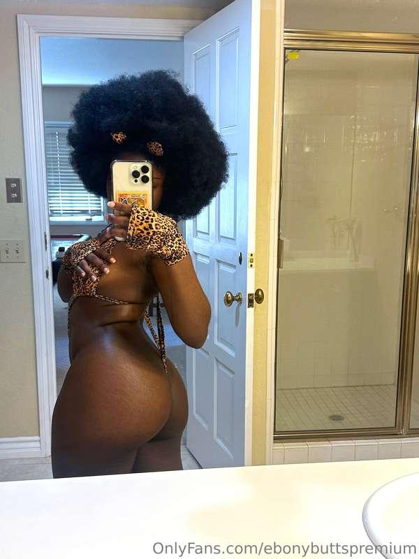 ebonybuttspremium image #2