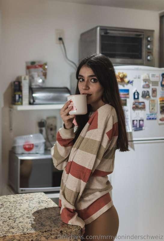 Gera in tan Caledonia pantyhose!#pantyhose #nylon #nylons