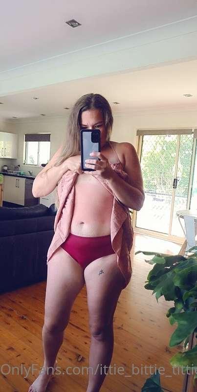 ittie_bittie_titties image #1