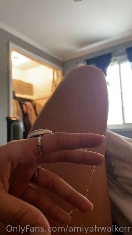 unlock my recent message to see how wet i am 💦