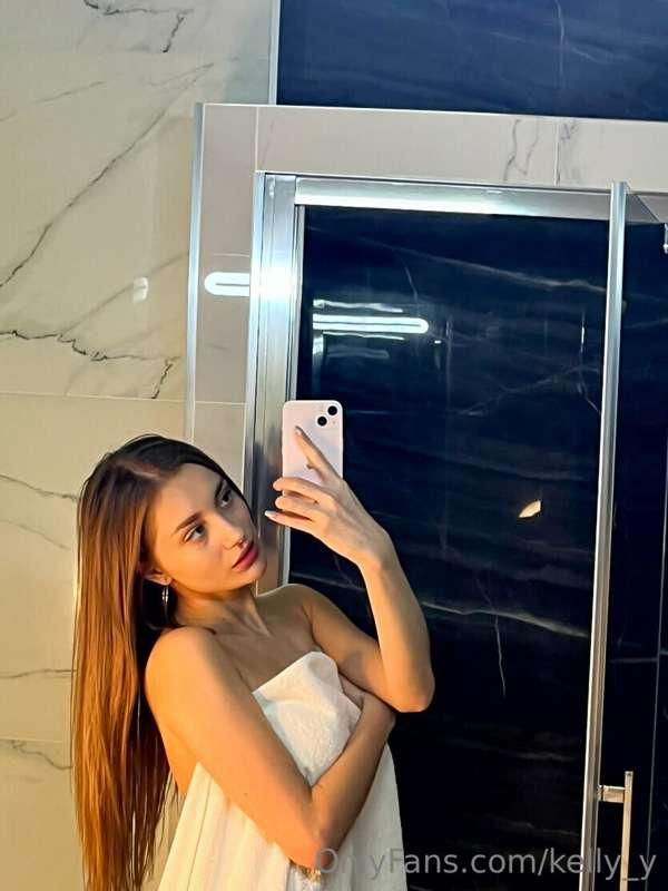 Have you seen a sexy hottie in action? 💦