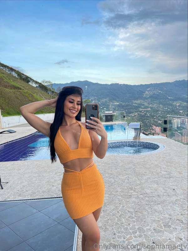 Smiley girl 🧡🧡🧡
