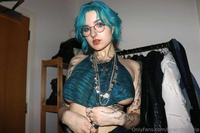 lyracr0w0-vip main image