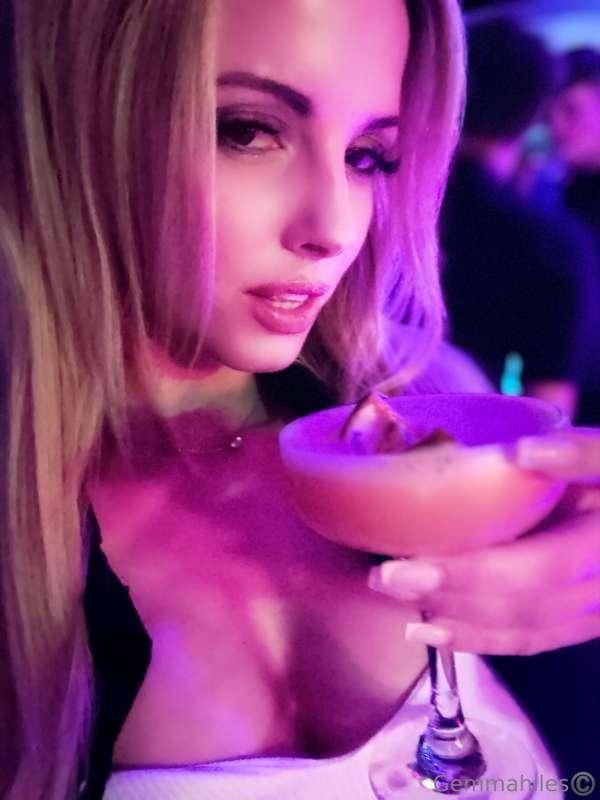 Treat your girl for another round😝