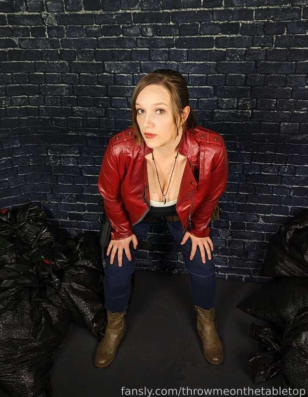 throwmeonthetabletop image #1