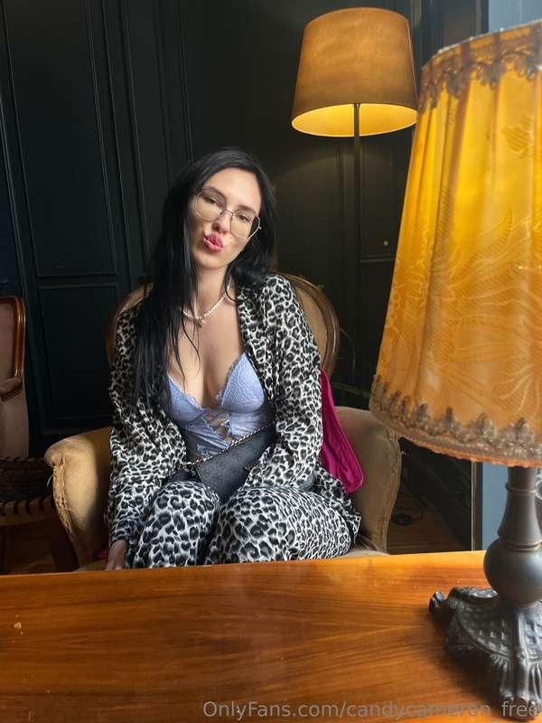 💖 Against this backdrop of timeless sophistication, you beco..