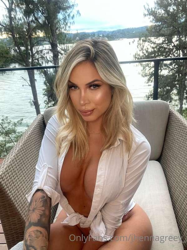 Follow me ❤️ https://onlyfans.com/jhenna_greey
