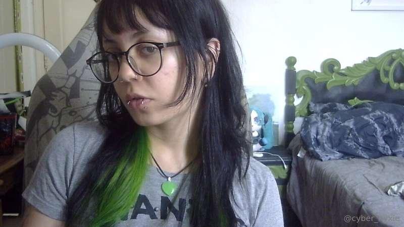 cyber_nyxie image #4