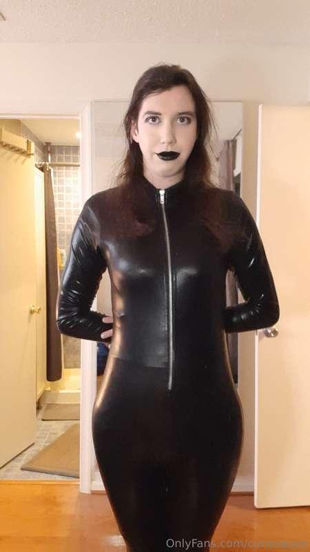 This is what it's looks like putting on the catsuit with the..