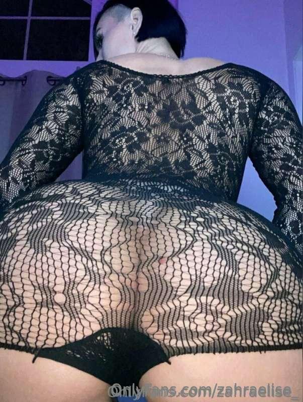 Do you like what you see? Let's chat  and cum hard baby.