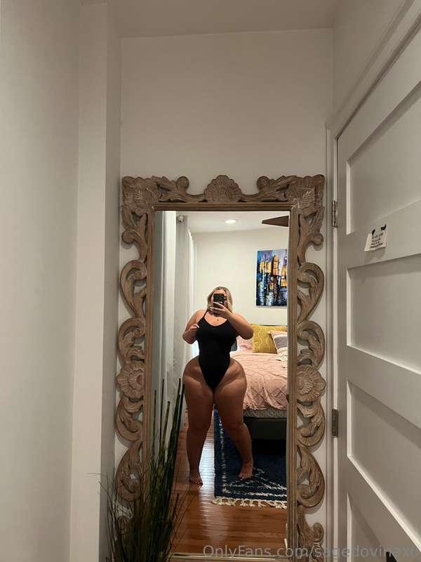 What kind of content do you want to see more of? 💋