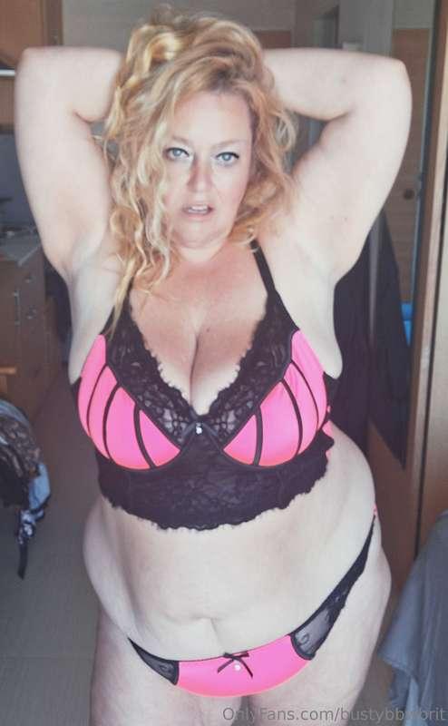 bustybbwbrit main image