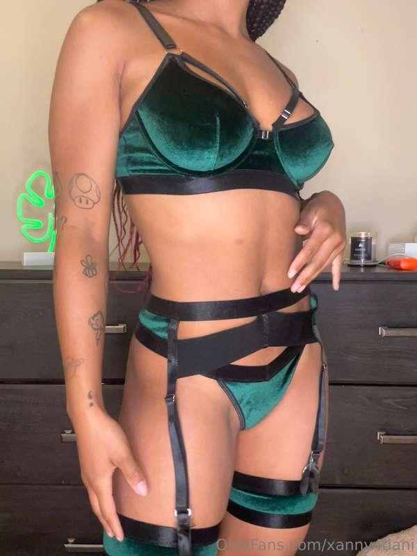 Am I wearing this right ?