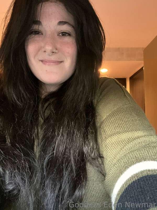 Being extremely hot in New York 🍎