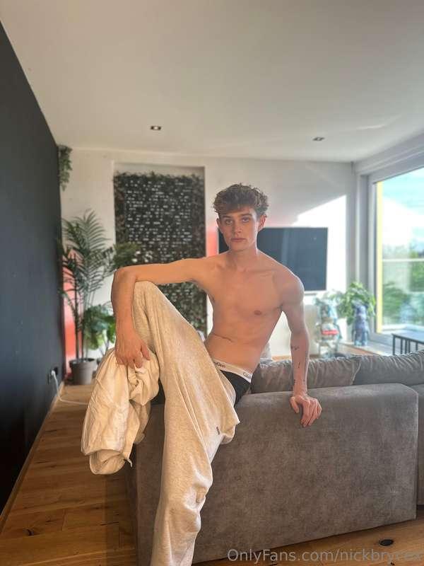 nickbrycex image #0