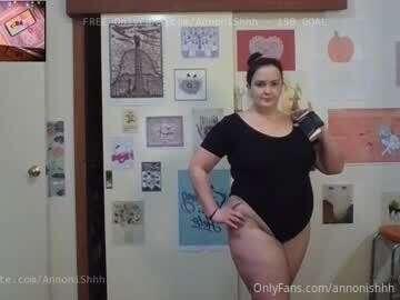 dance dance noni <3