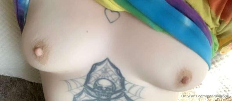 Wanna cum on them? 🥺
