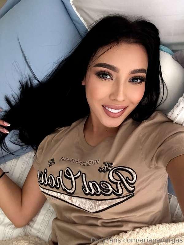 Hustle in her heart, peace in her soul ☮️🏃‍♀️