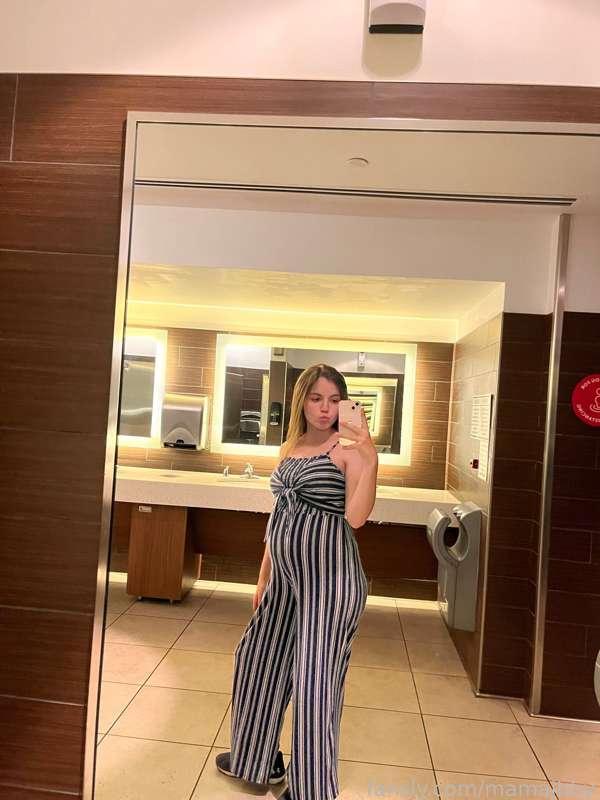 ryliefoxx image #1