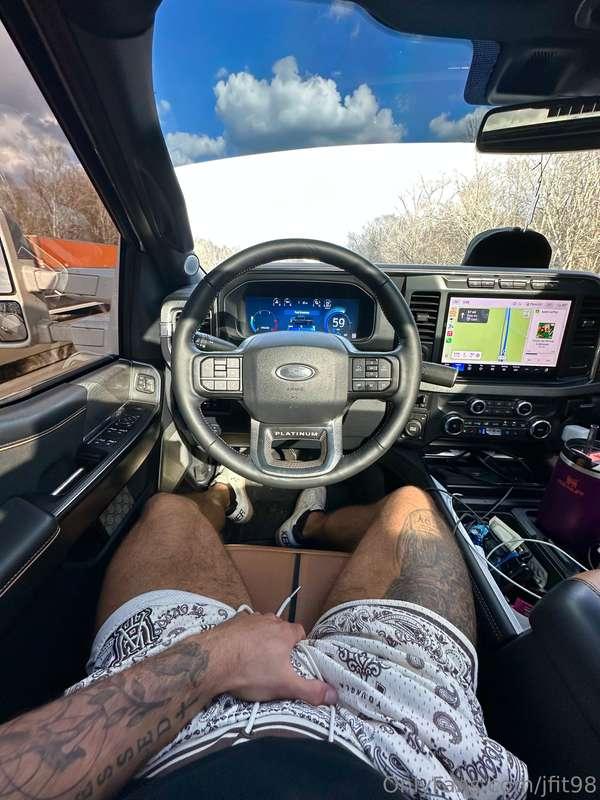 cum entertain daddy on this LONG drive, replying to all mess..